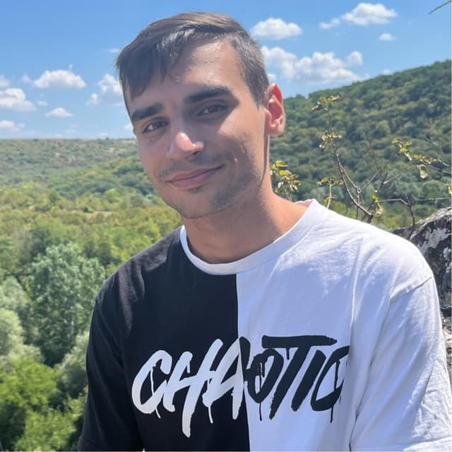Петър Стоянов